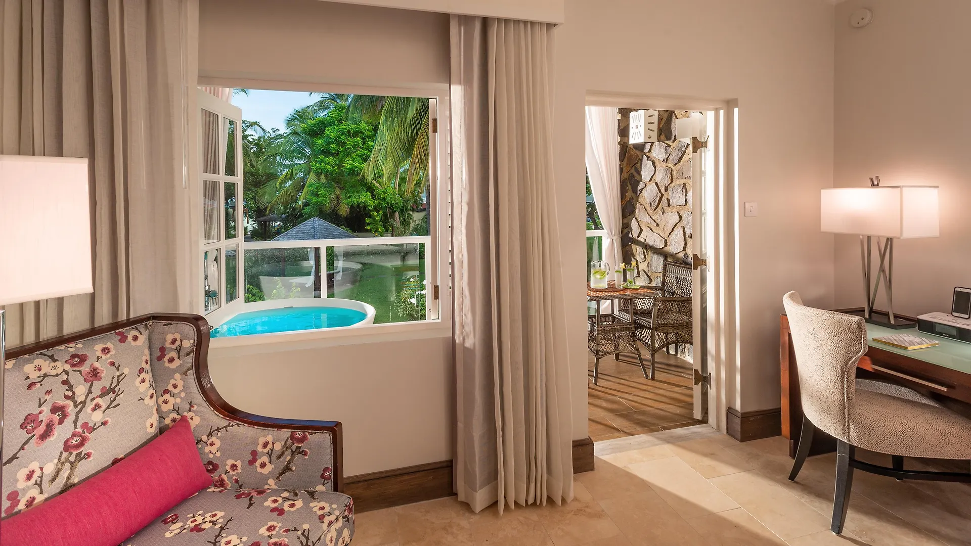 Sandals Halcyon Beach All Inclusive - Couples Only (Adults Only) Vigie 5*,  St. Lucia