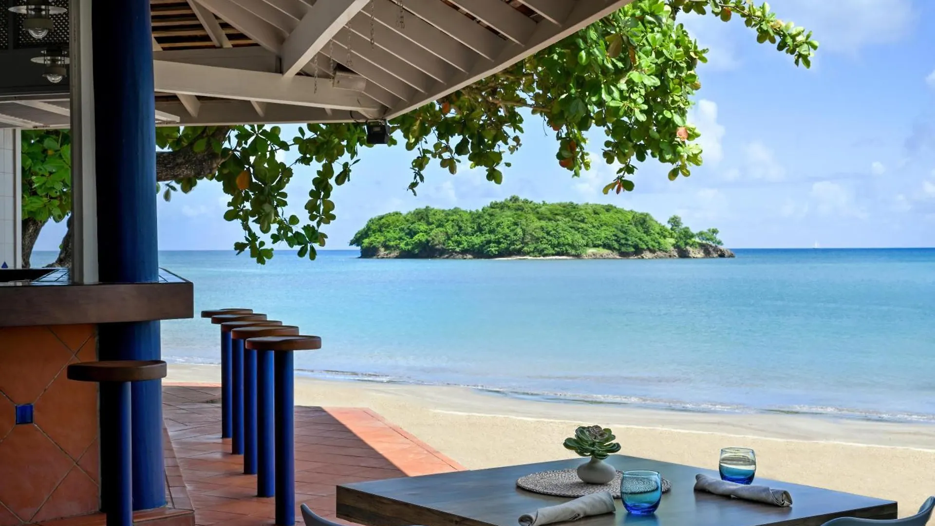 Sandals Halcyon Beach All Inclusive - Couples Only (Adults Only) Vigie Resort